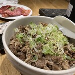 炭火ホルモン焼酒場 恵の家 - 