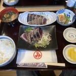 藁焼き鰹たたき明神丸 - これ焼き定食