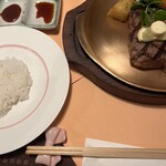 ステーキハウス キッチンリボン - 