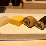 すし寿 - 〆の巻き物と玉子焼きなど