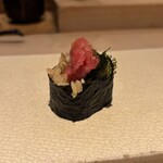 すし寿 - トロたくには海ぶどうが