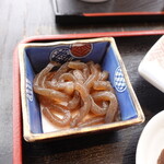 お食事処 かいが - 小鉢はこんにゃく