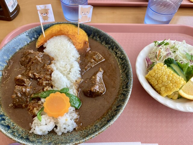 フロックスホール美馬牛のスープカレー｜四季彩の丘の絶品グルメ