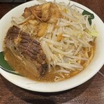 ラーメン 雷 東京本丸店 - 