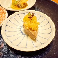 中国菜厨 エスサワダ 新丸ビル店 - 【前菜三種盛り合わせ(牛タンのネギソース】