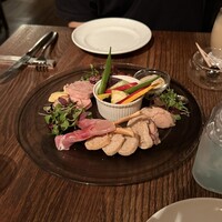 TOKYO Whisky Library - 