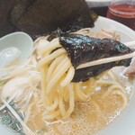 ラーメン 山岡家 - 料理写真:海苔巻きで美味しい
