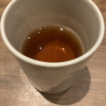 新門前 米村 - 【いり番茶】温かいお茶も出てきました。とても香ばしい、いり番茶