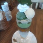 クリクリ - お茶とアンズの和パフェ¥1200