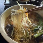 沈壽官茶寮 美山 - 麺はほどよい固さ。のど越しが良い