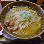 味噌らーめん800円