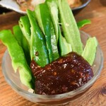 浦野屋 やきとん てるてる - 