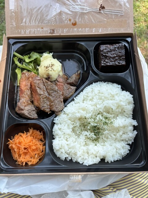 若どりレッグ炭火焼 みさき食堂 - 帯広（鳥料理）の写真