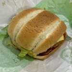 マクドナルド イオン尼崎店 - チーズアボカドマヨシュリンプ(¥490)