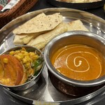 ナマステタージマハル ゆめタウン行橋店 - エビカレーにチーズナン♪安定の美味しさ♪