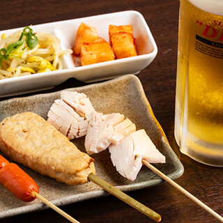 日替わり小鉢2品が付いてくる「八珍セット」はお一人様にも◎