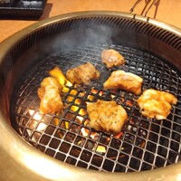 ホルモン焼肉 富や 栄店 - 