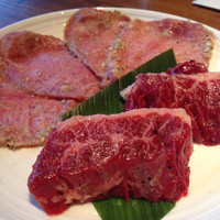 焼肉うしごろ 西麻布本店 - タンとはらみ