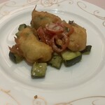 ラ・クープ - エビのすり身と大葉のベニエ