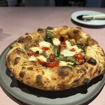 400℃ PIZZA - スパイシーな印象のクローナ