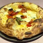 400℃ PIZZA - 絶品のマルゲリータ
