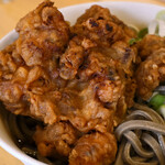 一〇そば - 太蕎麦(普通盛り・冷)@税込390円、ジャンボゲソ天＠税込260円、ネギ増し@サービス