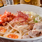 トマトラーメンと辛めん 三味 - 豆乳ごま冷麺