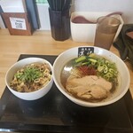 麺工房 海練 - 和風ラーメン醤油（800円）チャーマヨ丼（380円）
