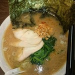 ラーメン 虎ノ穴男塾 - ラーメン並
