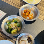 豚ホルモン我那覇焼肉店 - 