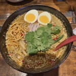 ハイ，ハウ アー ユー - ブナモドキのカレーうどん 中辛