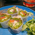 GINGER GRASS modern thai vietnamese - 海老と鶏胸肉の生春巻き
