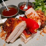 GINGER GRASS modern thai vietnamese - ガイヤーン-骨付きモモ肉のタイ・ローストチキン