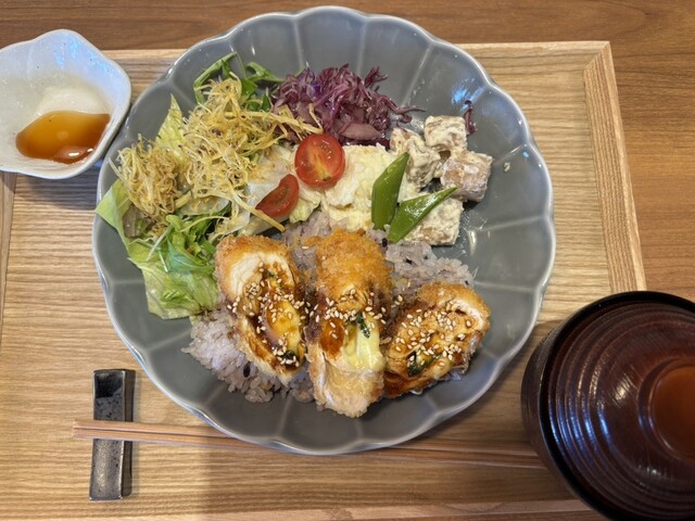 炭焼き団子 志津かわ珈琲庵 - 田窪/和菓子 | 食べログ