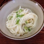 冷たいうどん（小）２２０円