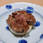 まき村 - 和牛ヒレステーキと新玉ねぎ