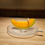 かにじぇんぬ 北のはなれ - 夕張メロン