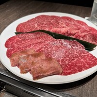 焼肉うしごろ 池袋店 - 