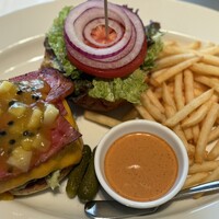 37 Steakhouse & Bar - 