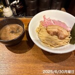 濃厚焼きあご煮干し つけ麺さか田 - 
