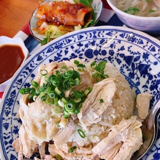 ユワデーのタイ料理_1