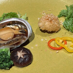 中国料理 燦宮 - 季節の海鮮料理（蝦夷鮑のオイスターソースと鮮魚の逸品）
