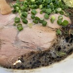麺屋　くおん - とんこつらーめん黒（1030円込）