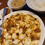 ポパイ ラーメンレストラン - 麻婆豆腐＋ライスセット