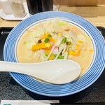 リンガーハット - 料理写真:5分程で着丼