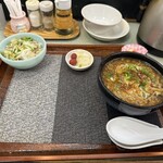 中国料理 頤和園 - コチラはドンブリメニューに付くミニ酸辣湯麺