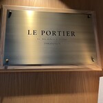 LE PORTIER Par Aux Delices de dodine - 