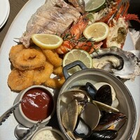 COLONIAL BEACH 横浜ハンマーヘッド - 