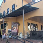 クーロンヌとりで - テラス席で食べることもできるようです