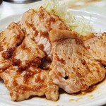 お食事 まるやま - ロースしょうが焼き(近景)